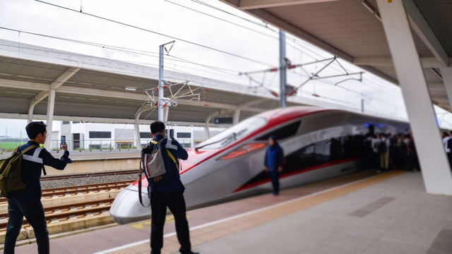 Kereta Cepat Jakarta-Bandung angkut 6 juta penumpang